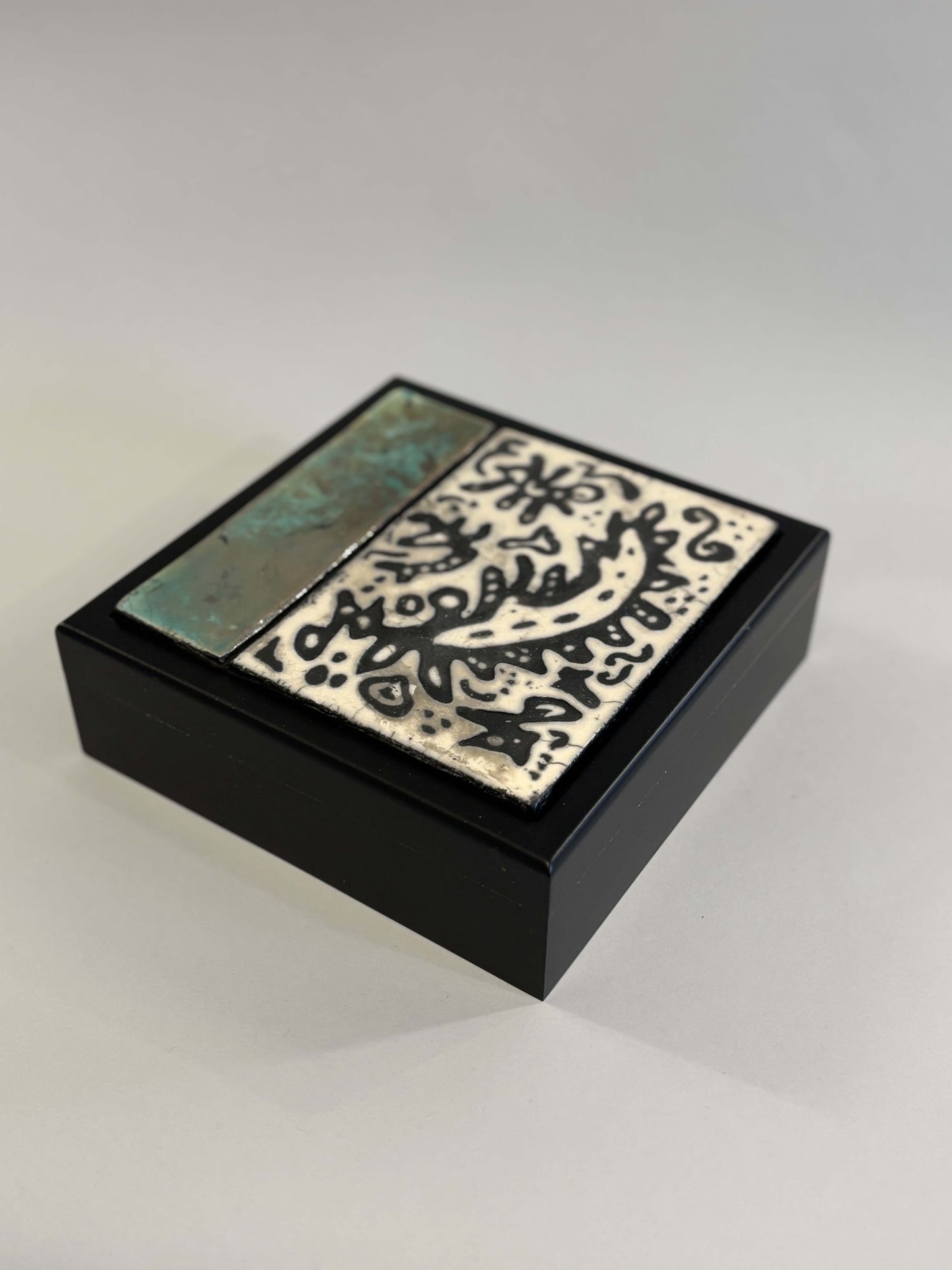 Matisse 6x6 Black